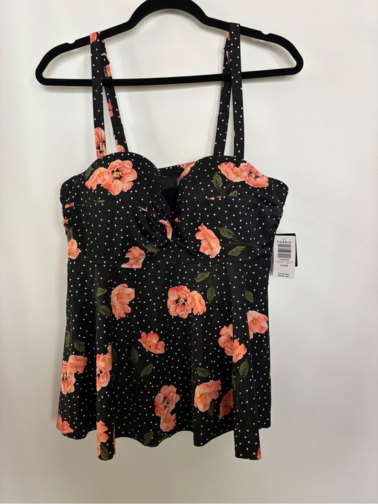 torrid Other - TORRID Tankini Floral Dot Twist Front Underwire Top size 2-D/DD NWT